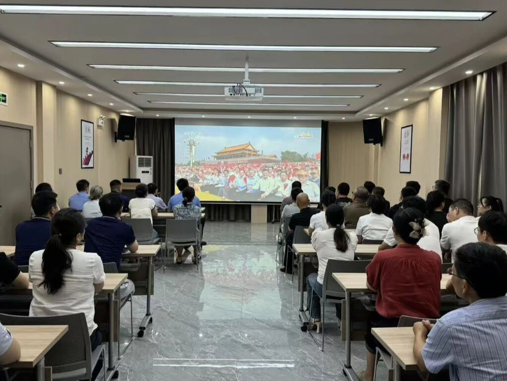 銘記歷史，開創(chuàng)未來——新余銀龍水務(wù)設(shè)備有限公司組織員工觀